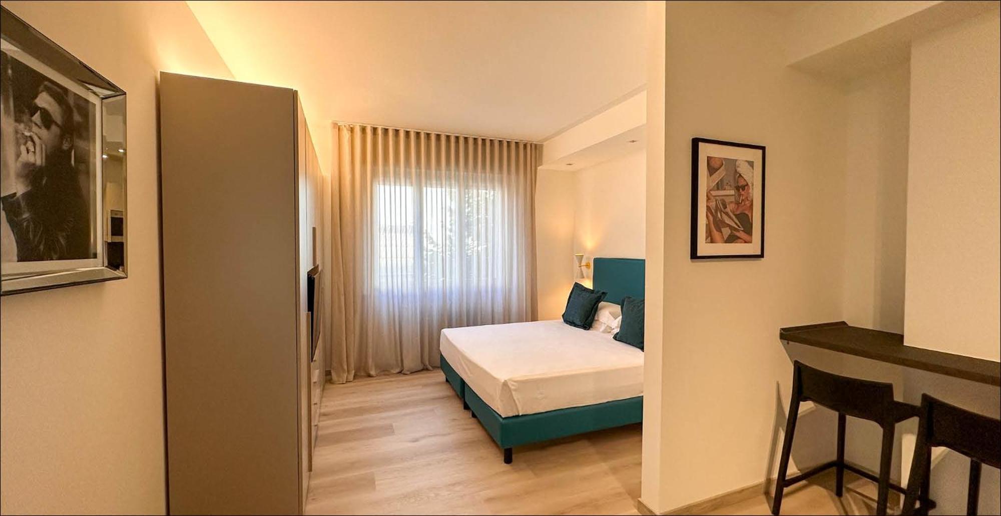Aparthotel Lungomare - Charming Riccione