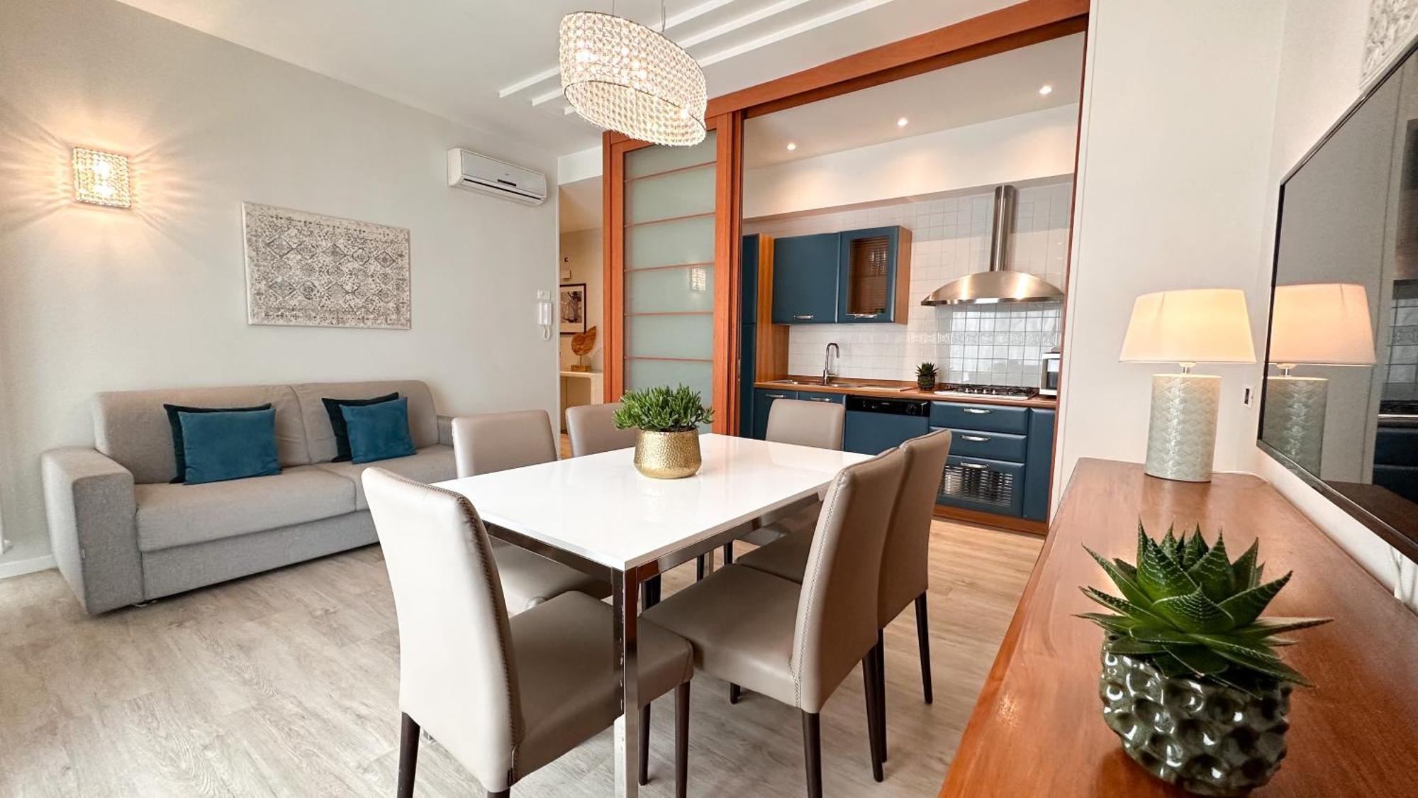 Lungomare - Charming Aparthotel Riccione