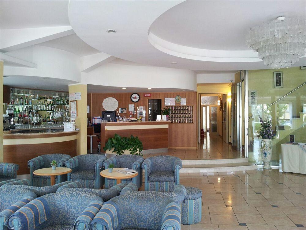 Meeting Hotel 3*