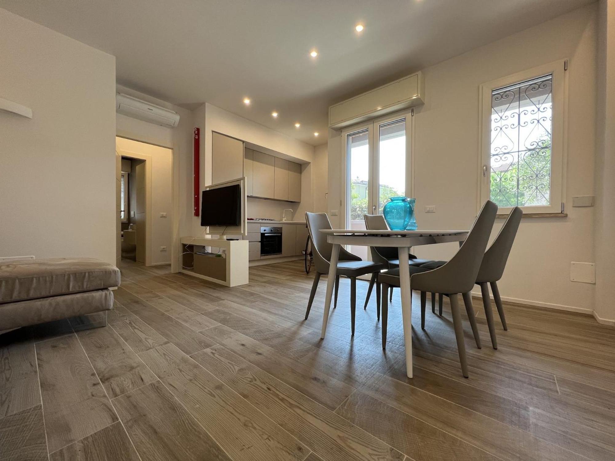 Apartment Comodo Con 2