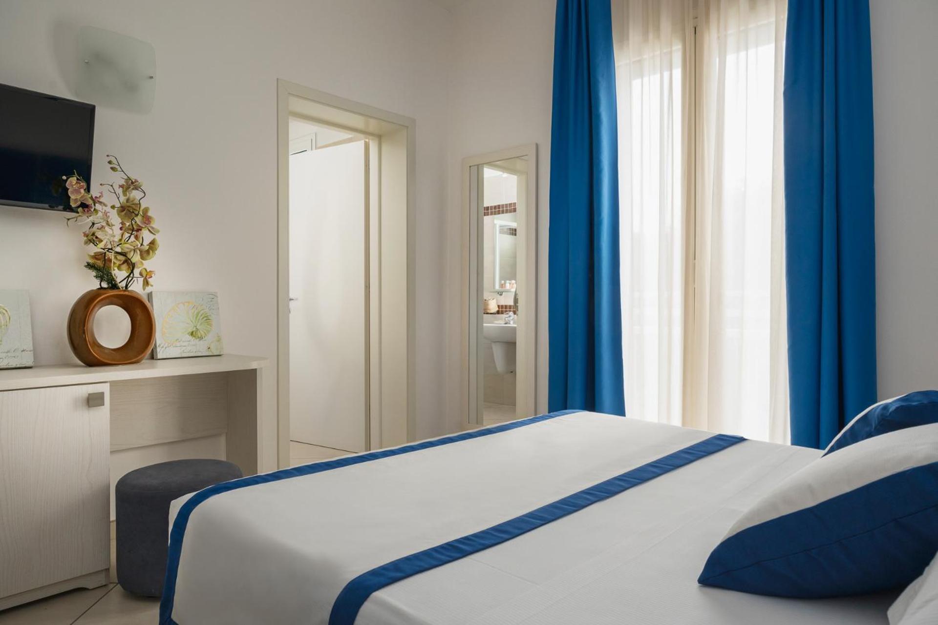 Hotel Embassy 3*