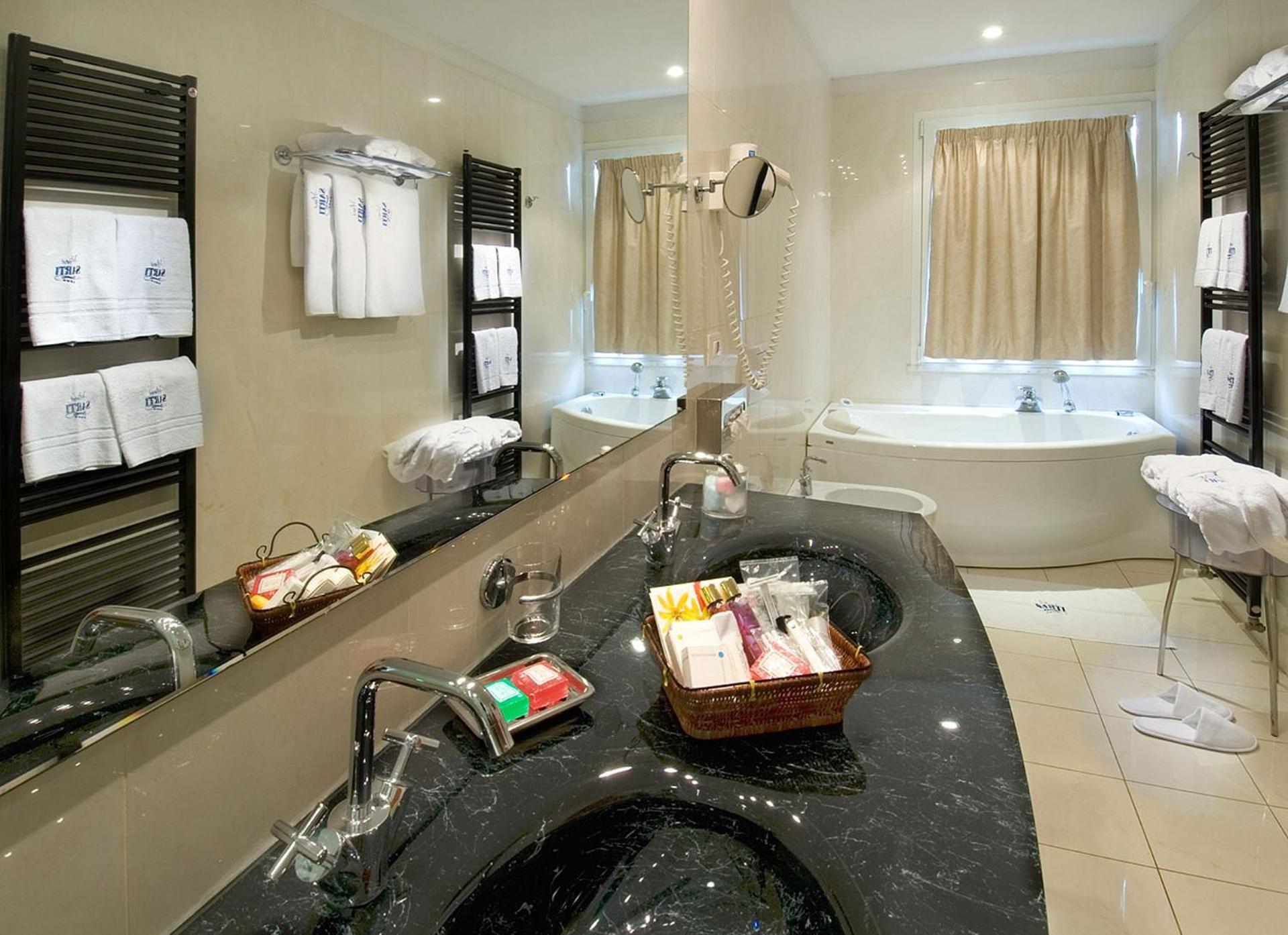 Sarti Hotel 4*