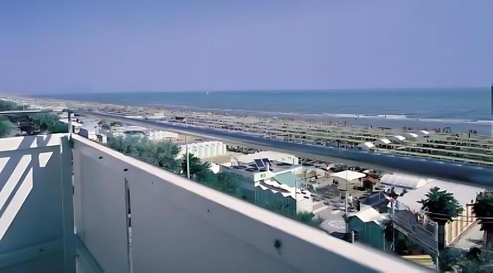 Rex - Fronte Mare Riccione
