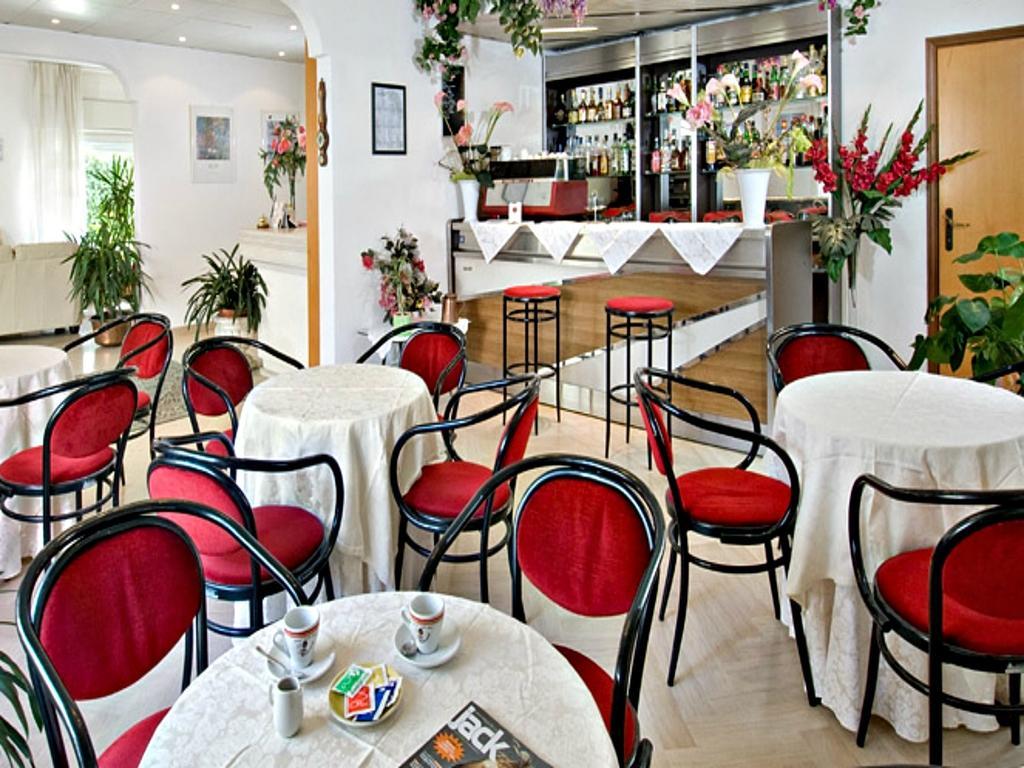Hotel Morena 2*