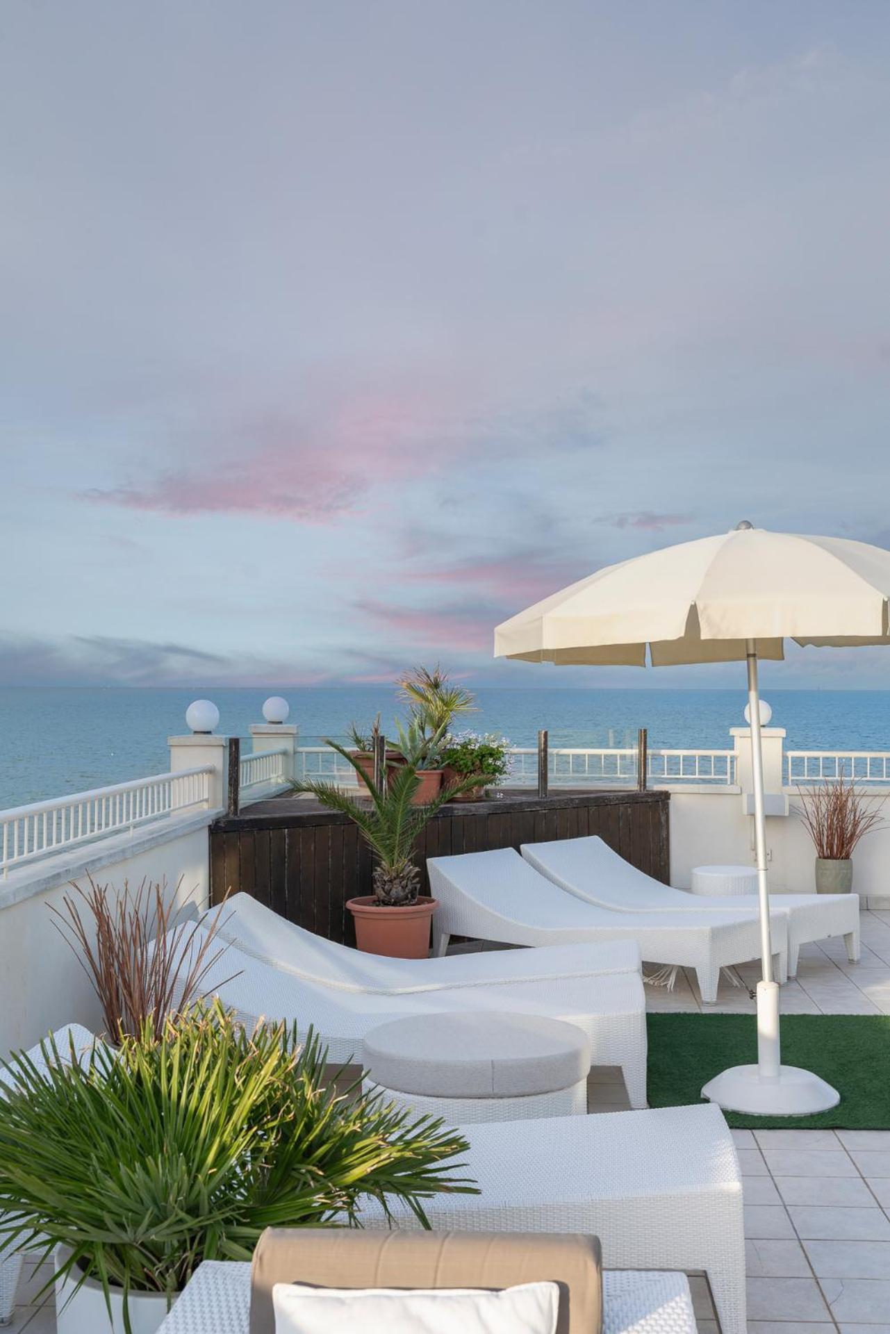 Ca' Bianca 3* Riccione