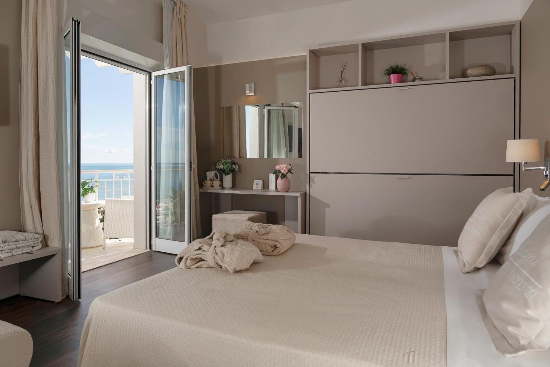 Hotel Ca' Bianca Riccione