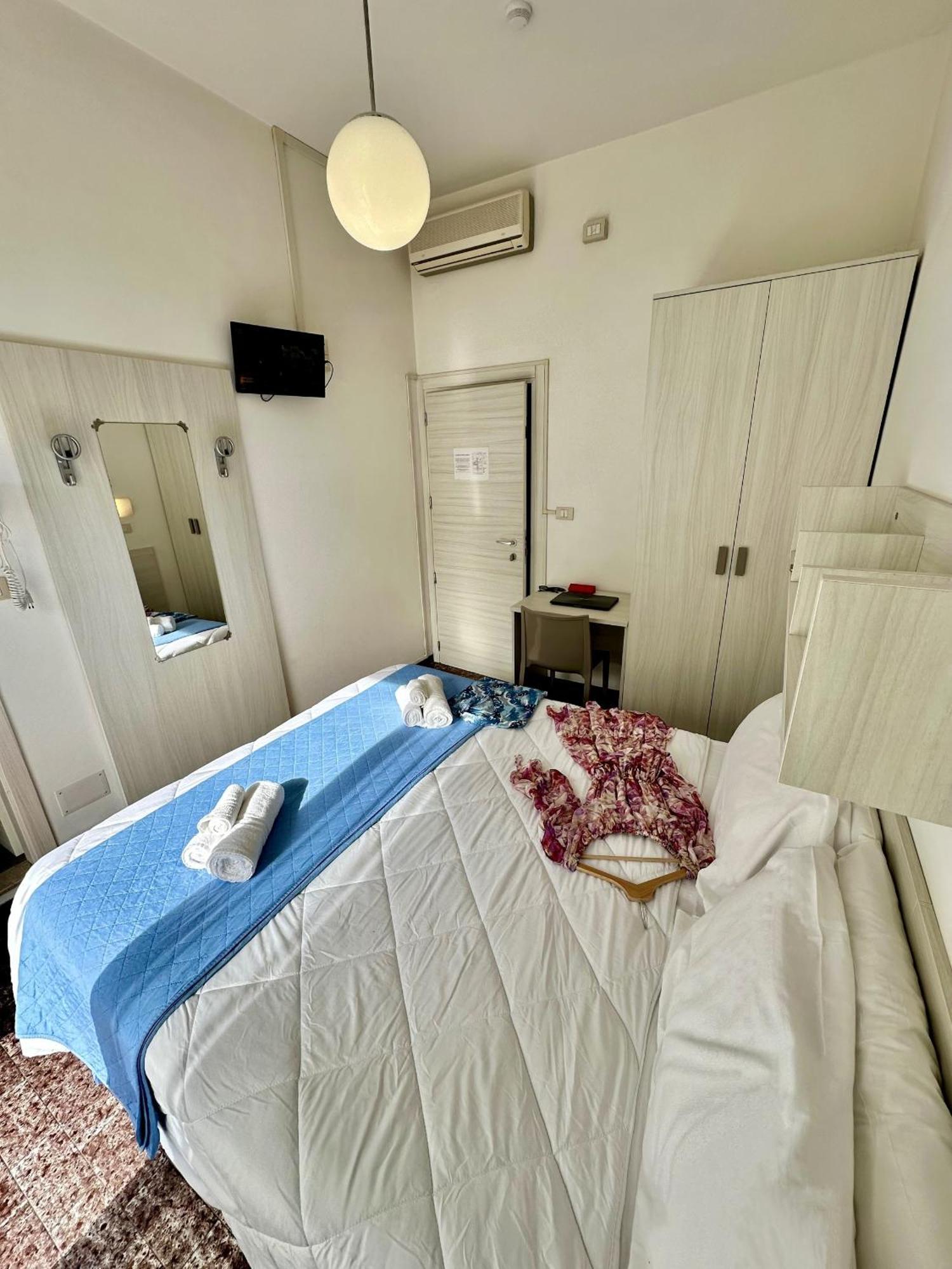 Napoleon Hotel