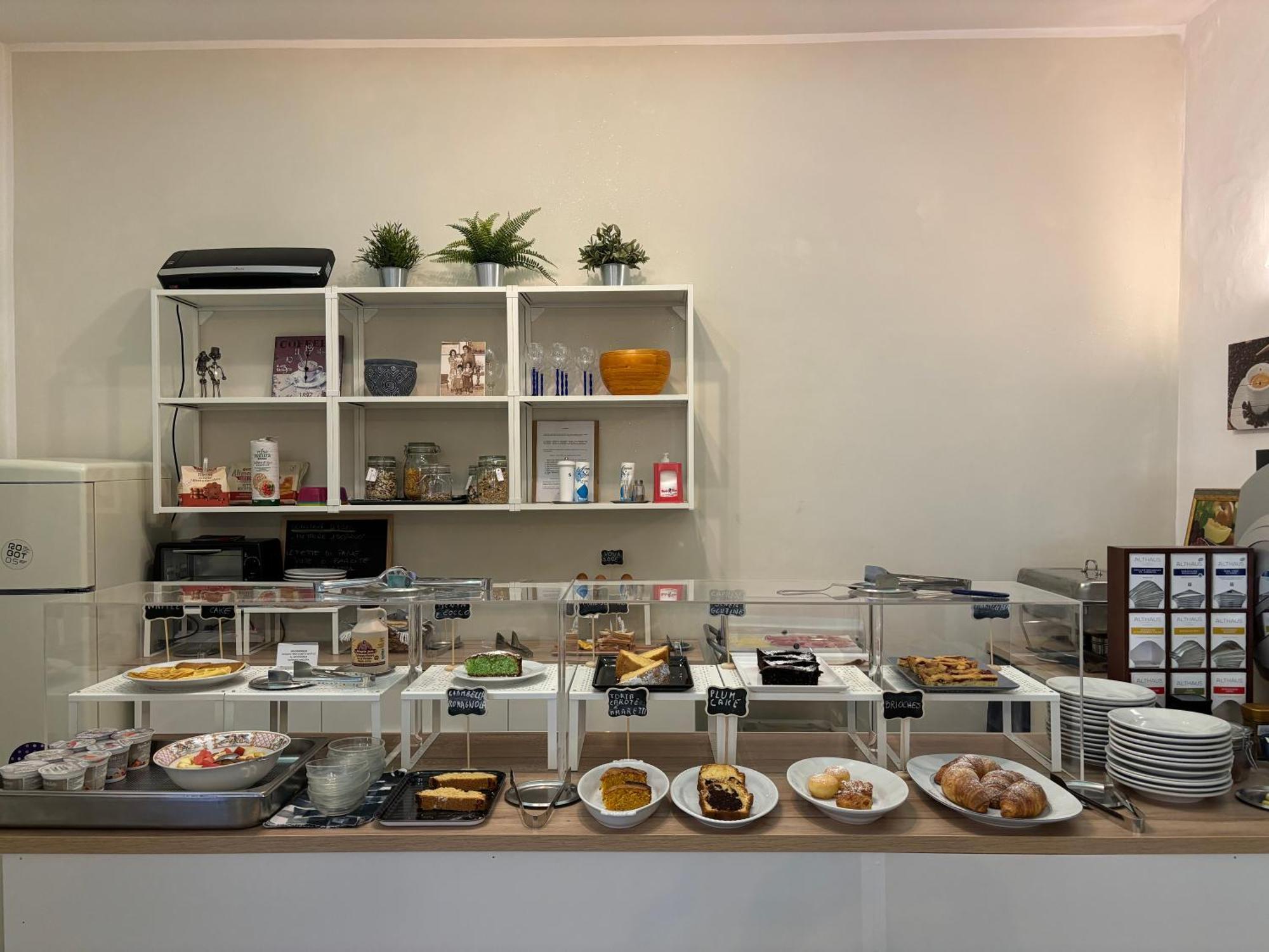 Hotel Iride & Breakfast- Ideale Per Famiglie E Coppie Riccione