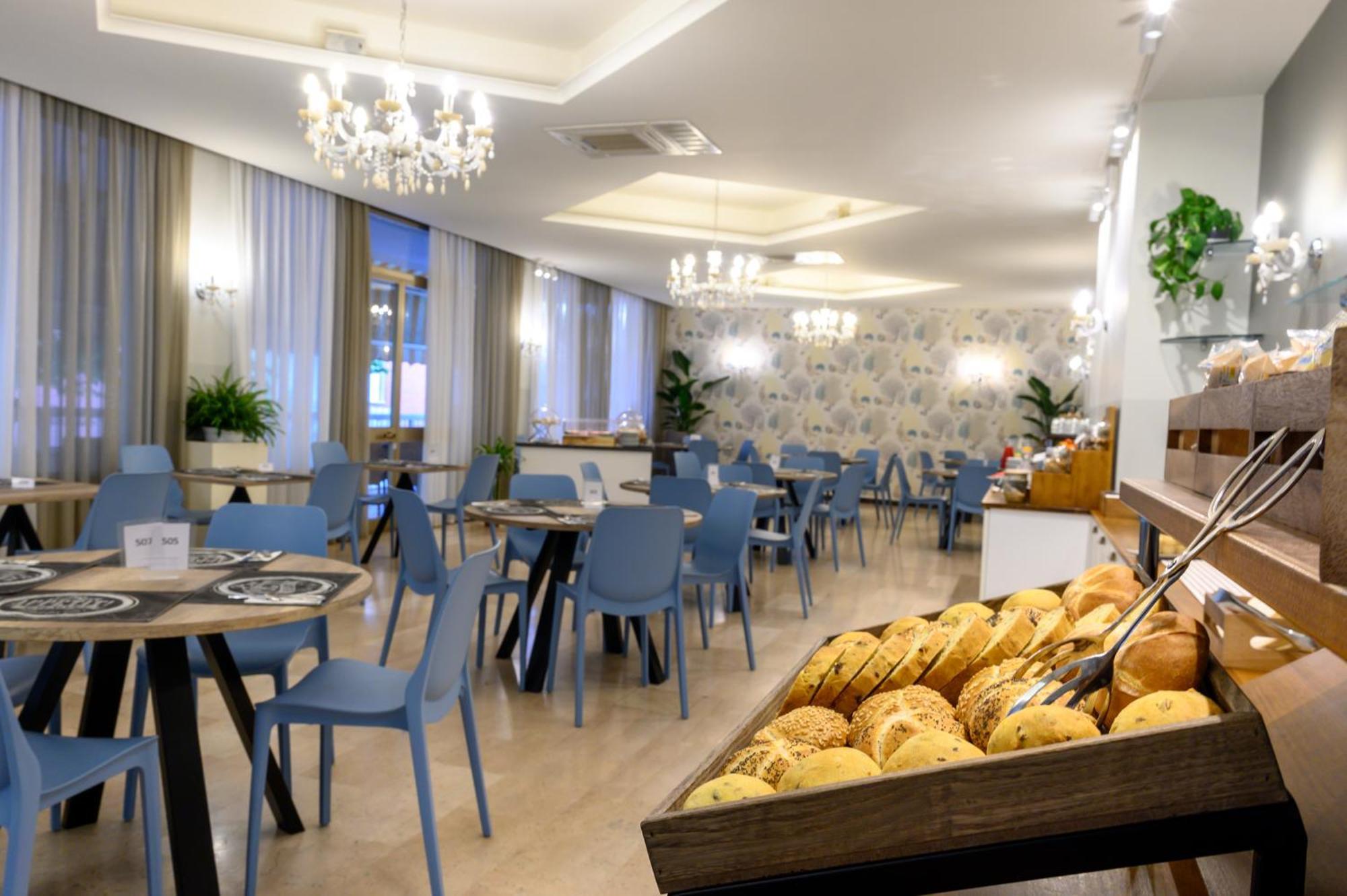 Hotel Atlas 3*