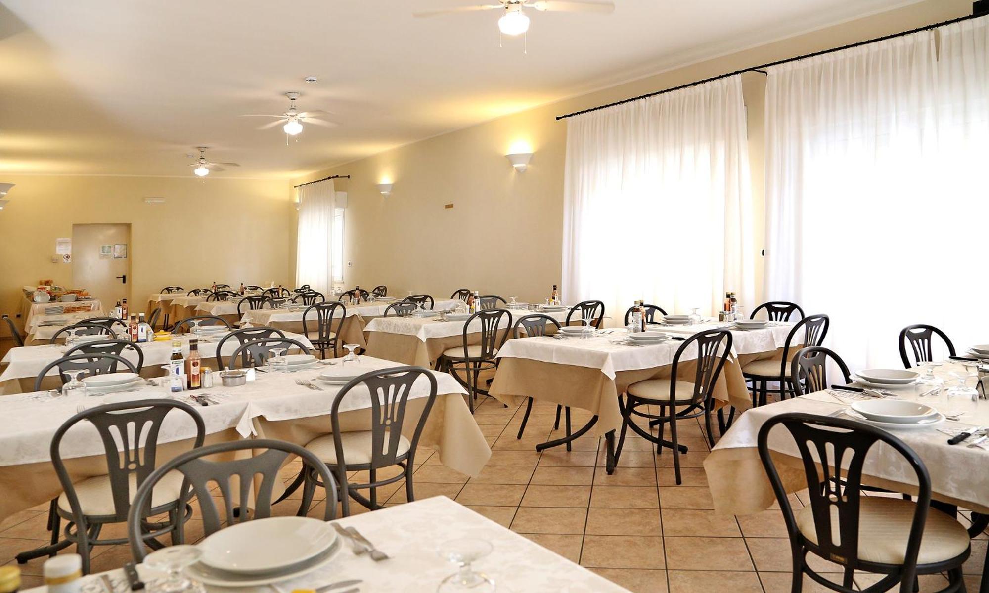 Edera - In Pieno Centro A Pochi Passi Dal Mare Hotel