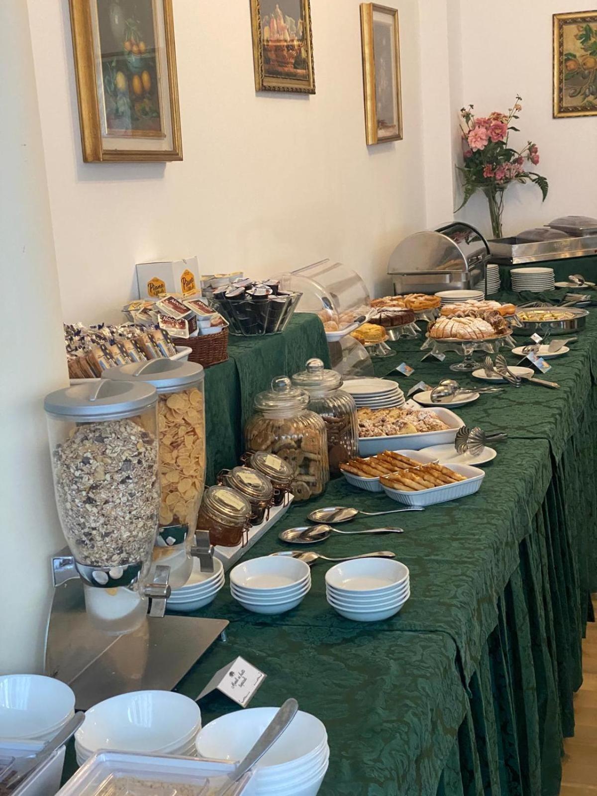 Cristina Hospitality (adults Only)