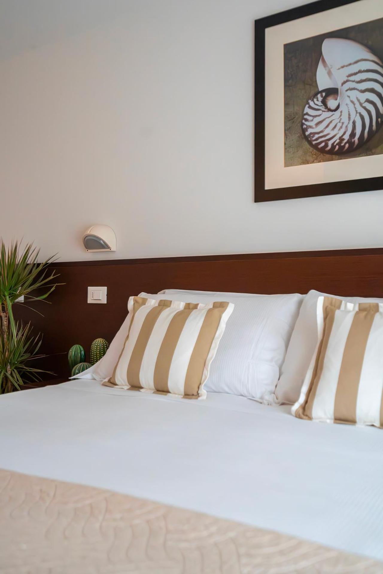 Carmen Hotel