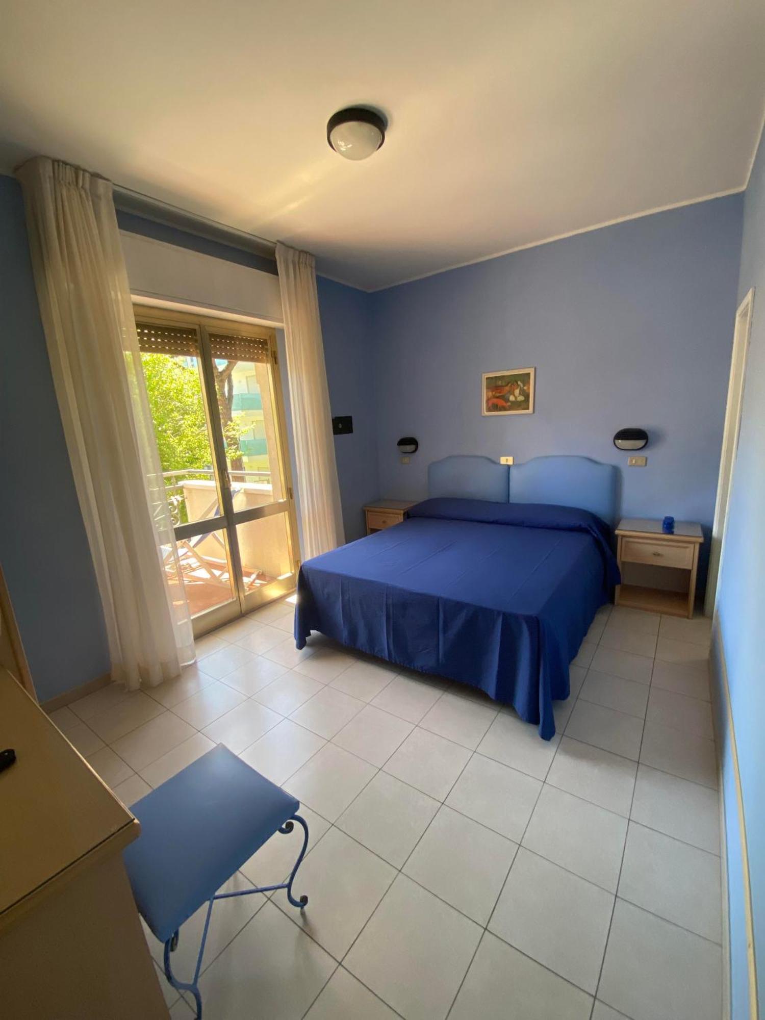 Paris 3* Riccione