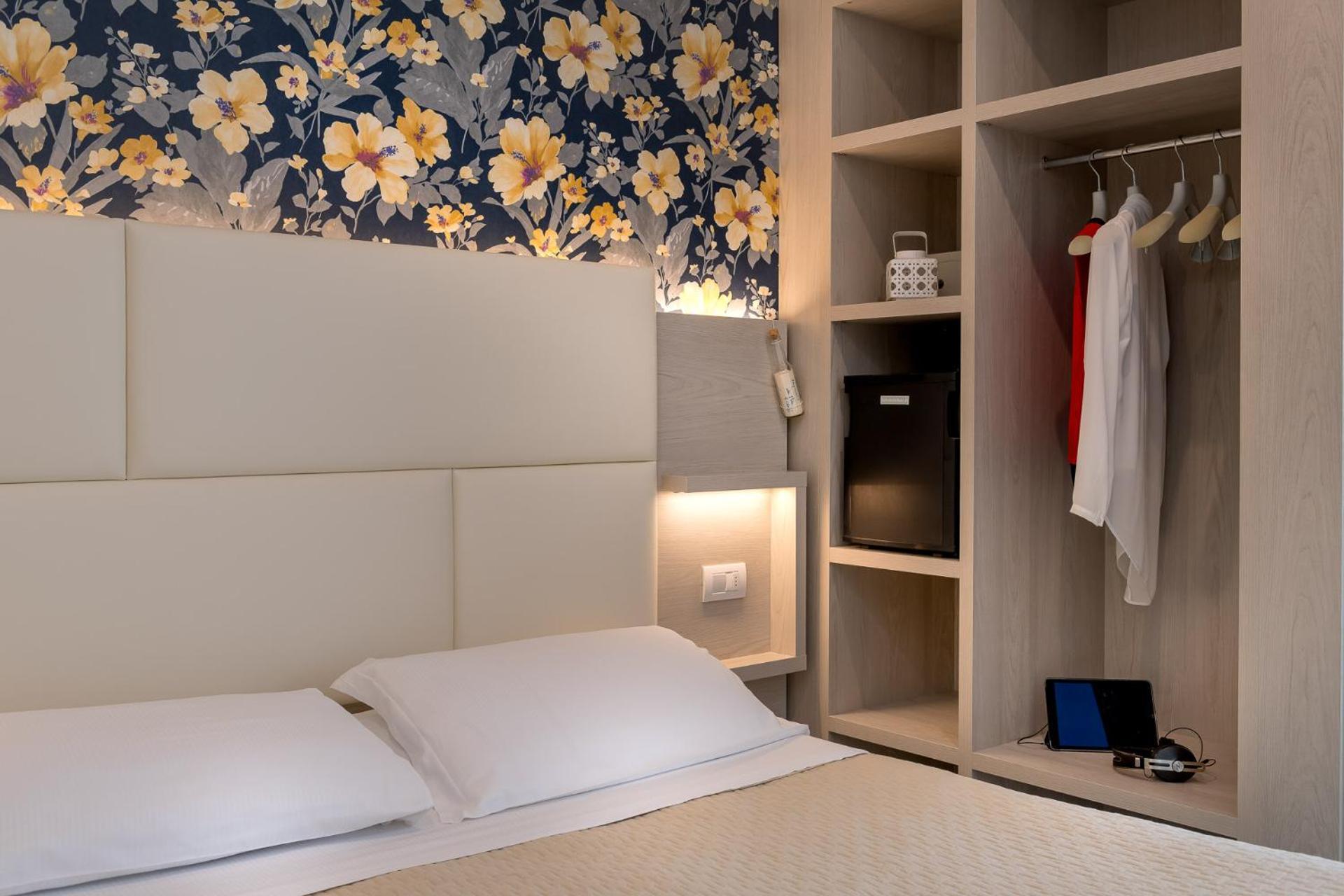 Hotel Corona 3* Riccione