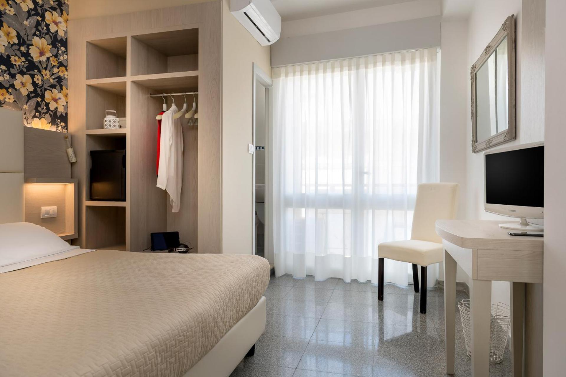 Hotel Corona Hotel 3*