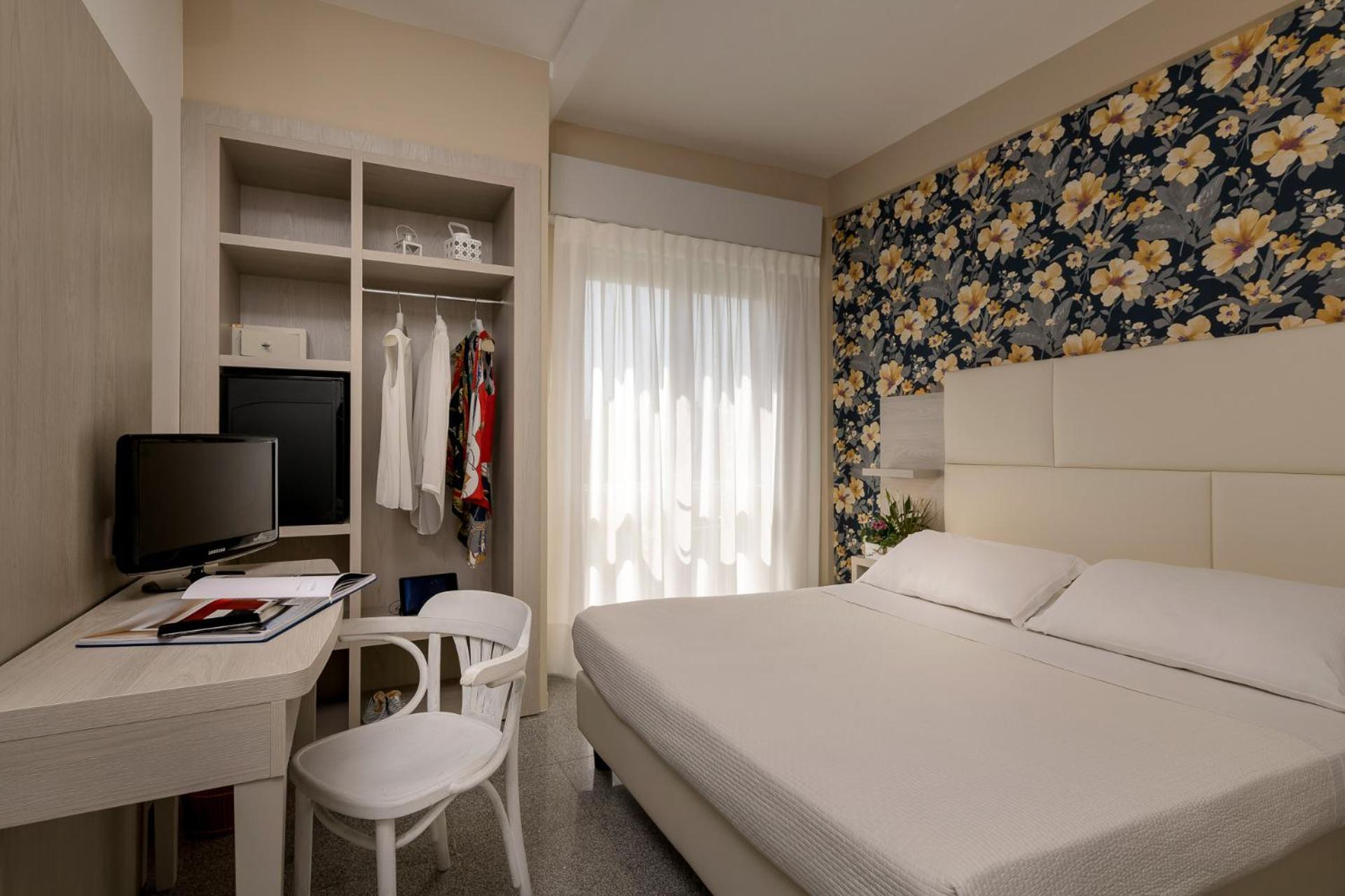 Hotel Corona Hotel 3*