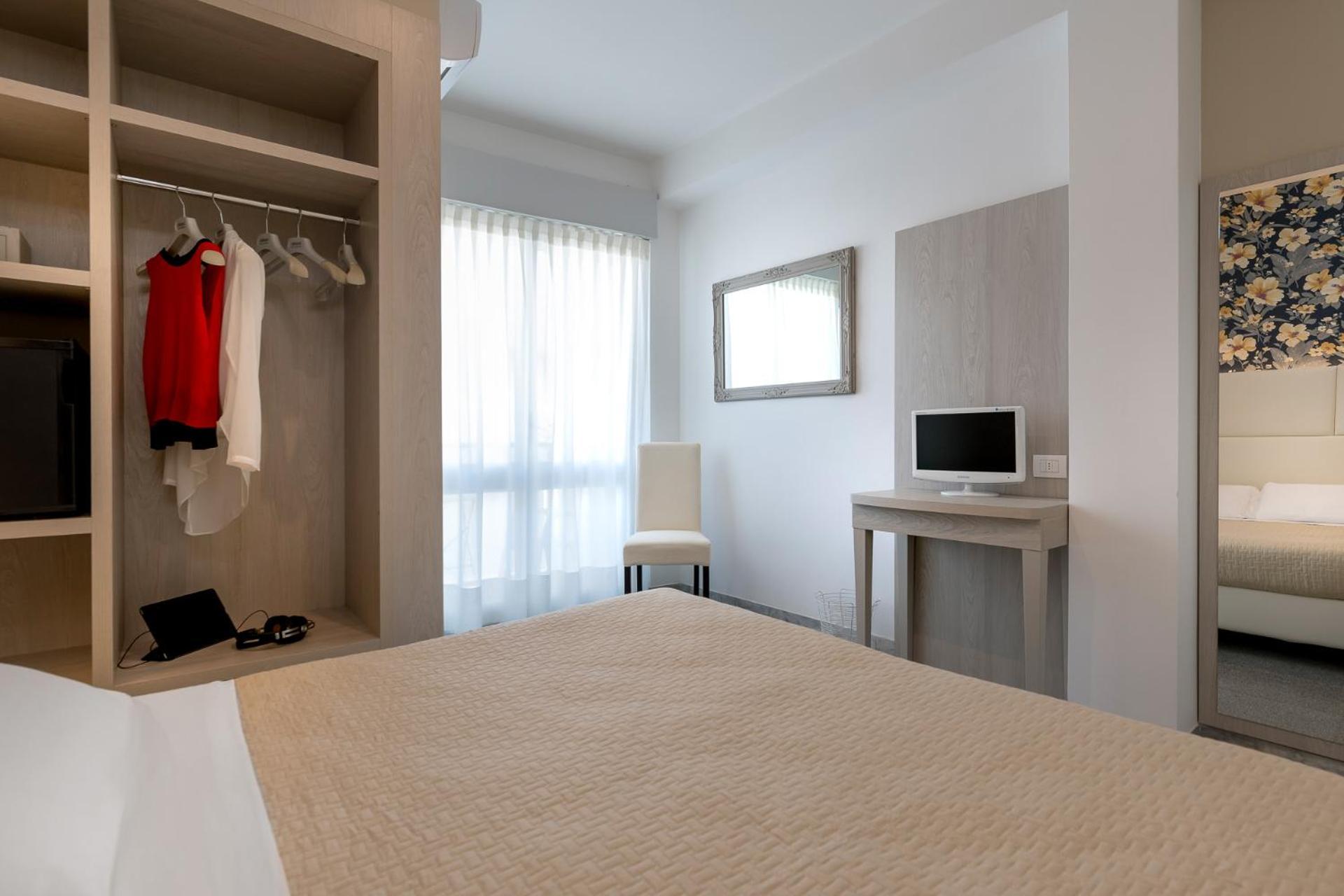 Hotel Corona Hotel 3*