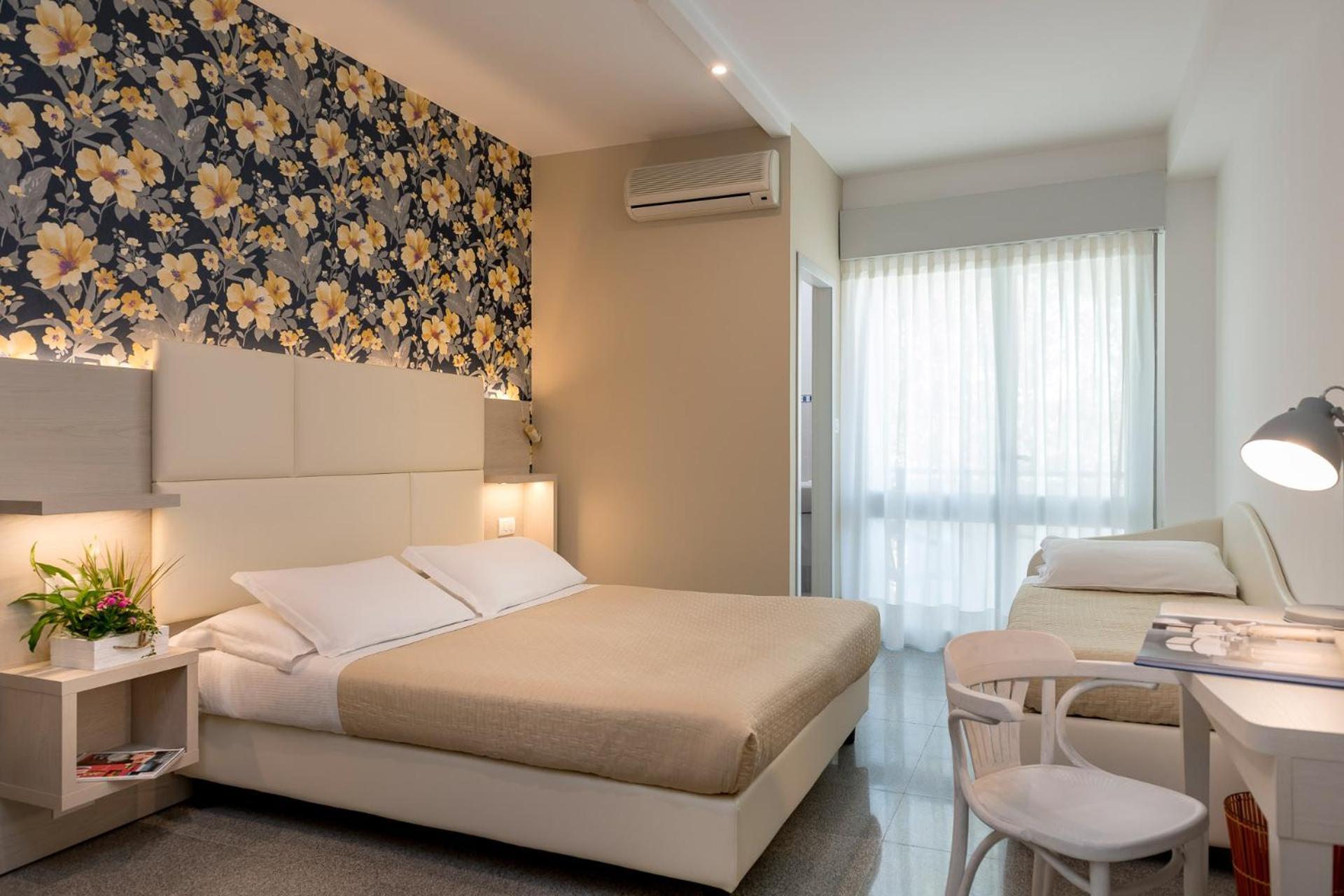 Hotel Corona