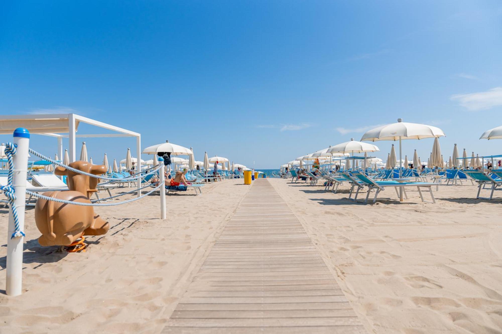 Club Del Sole International Easy Village 3*