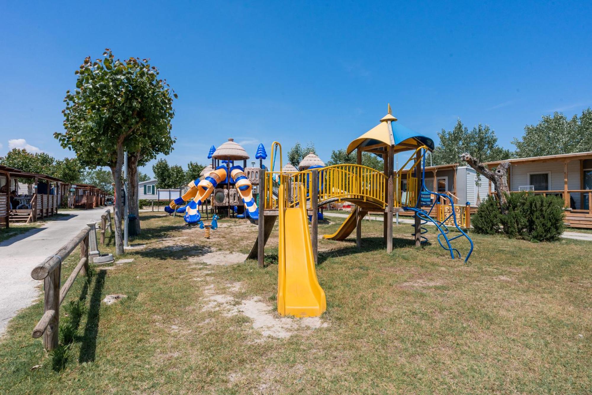 Club Del Sole International Easy Village