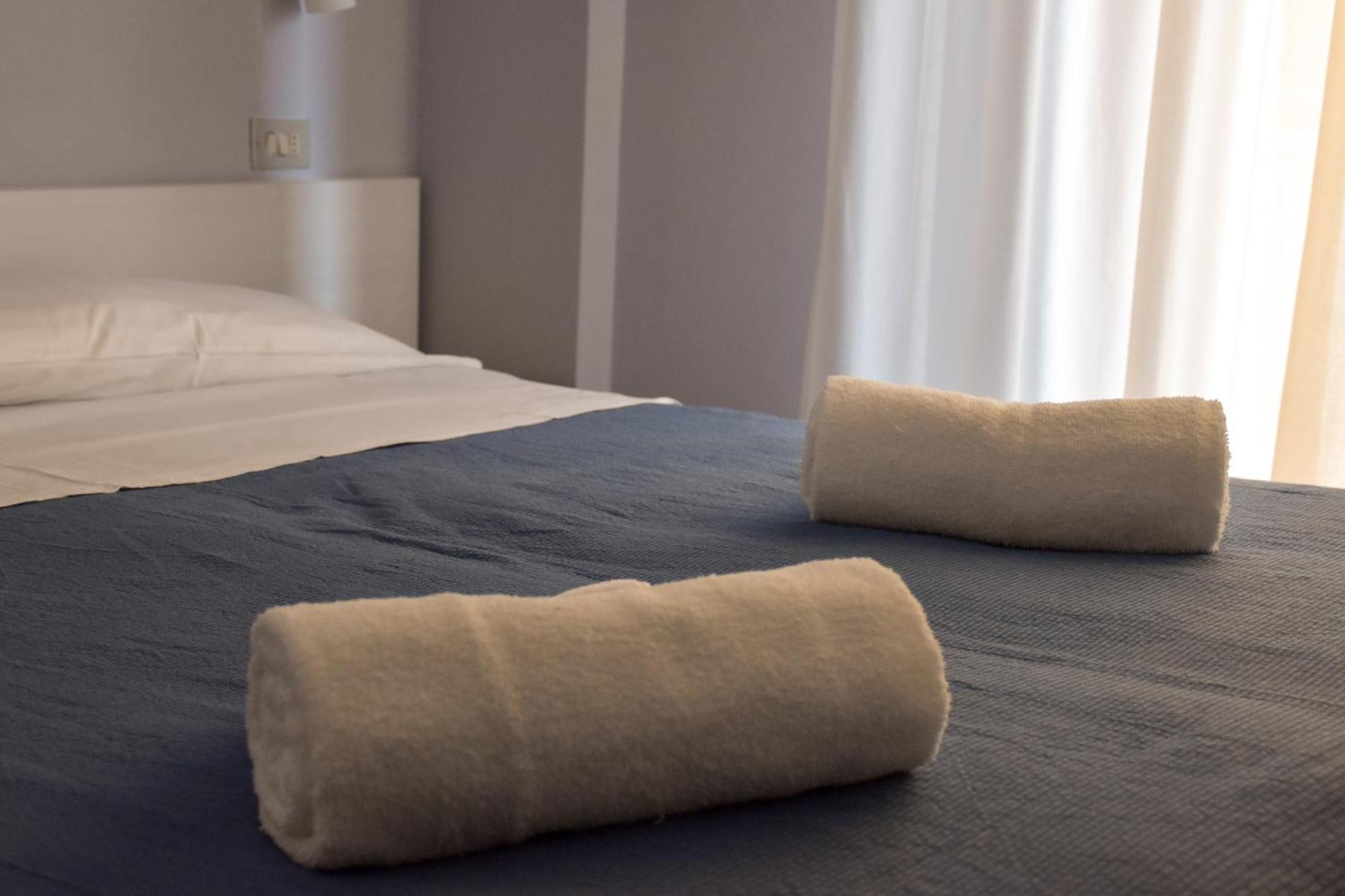 Hotel Angeles - Fronte Mare Riccione