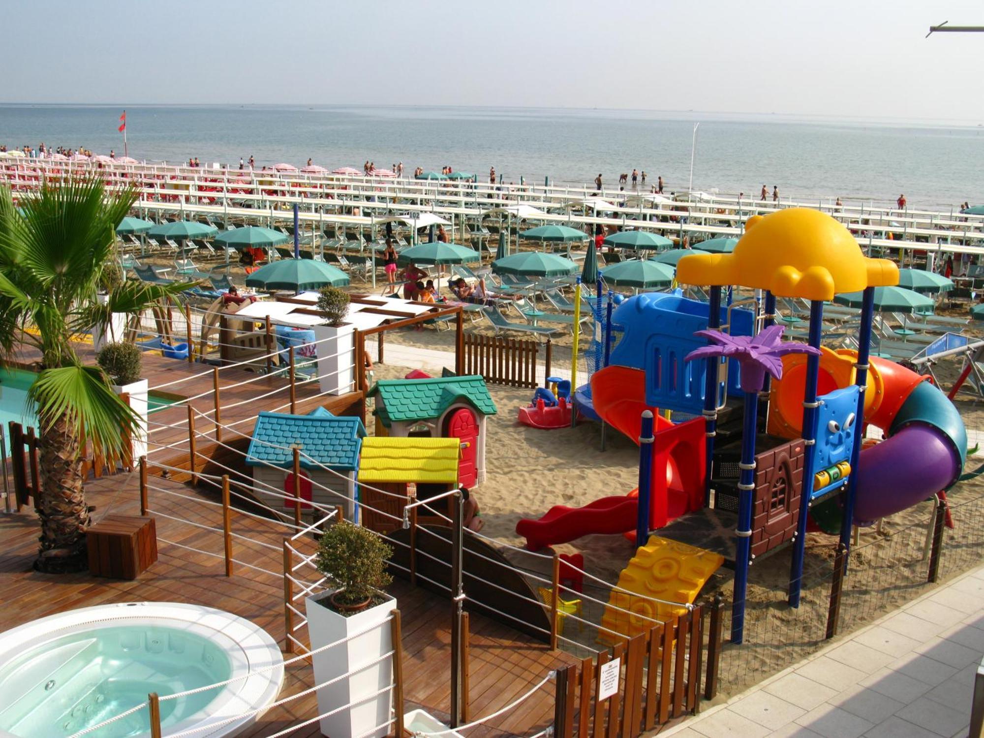 Taunus - Vista Mare Hotel Riccione