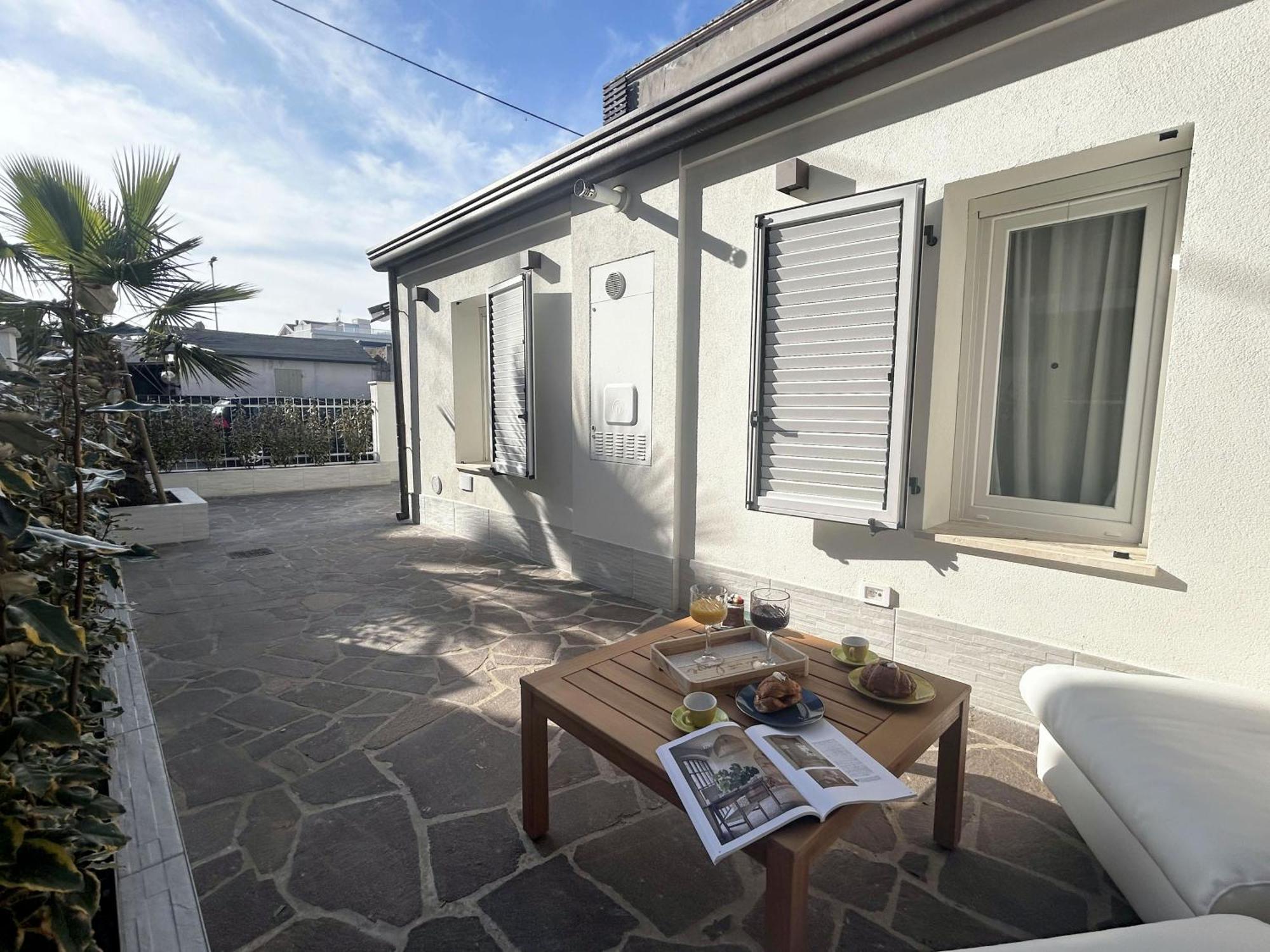 Palmitas, Casettina Indipendente Con Giardino Appartamento