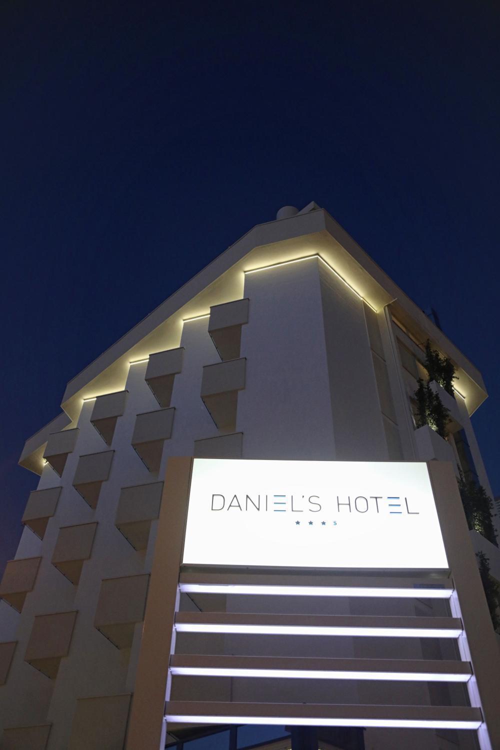 Hotel Daniel's Fronte Mare 3*