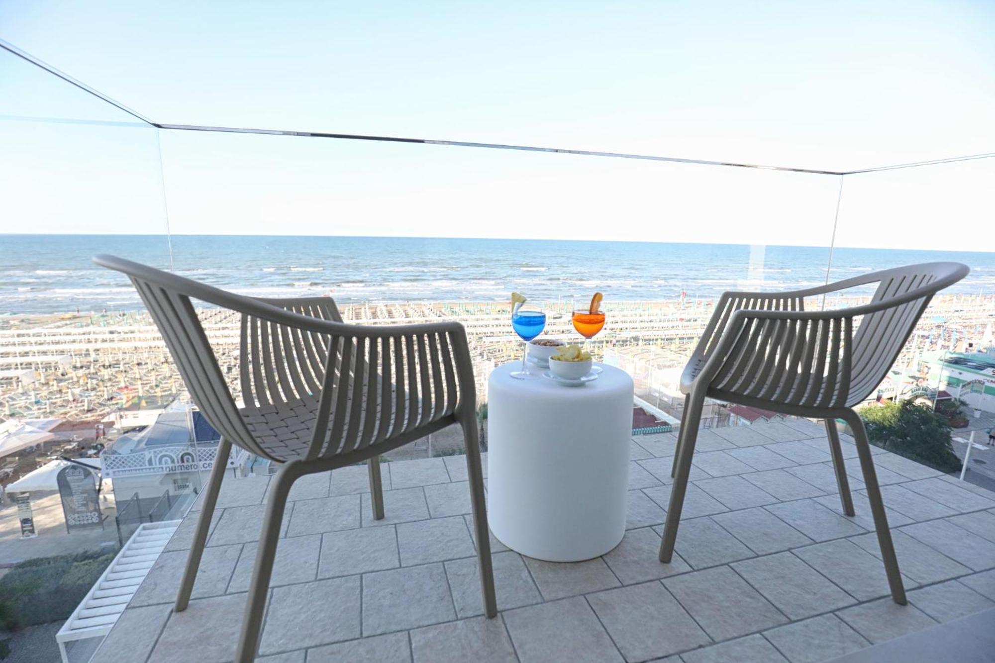 Daniel's Fronte Mare 3* Riccione