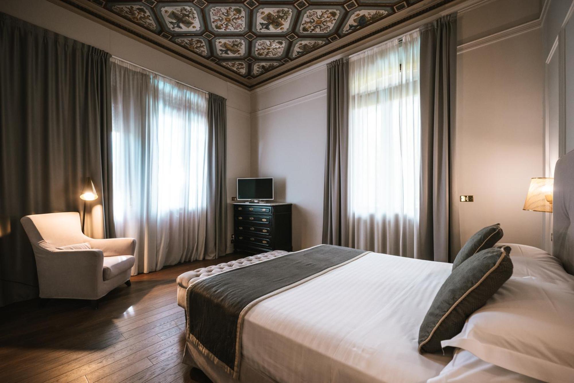 Hotel De La Riccione