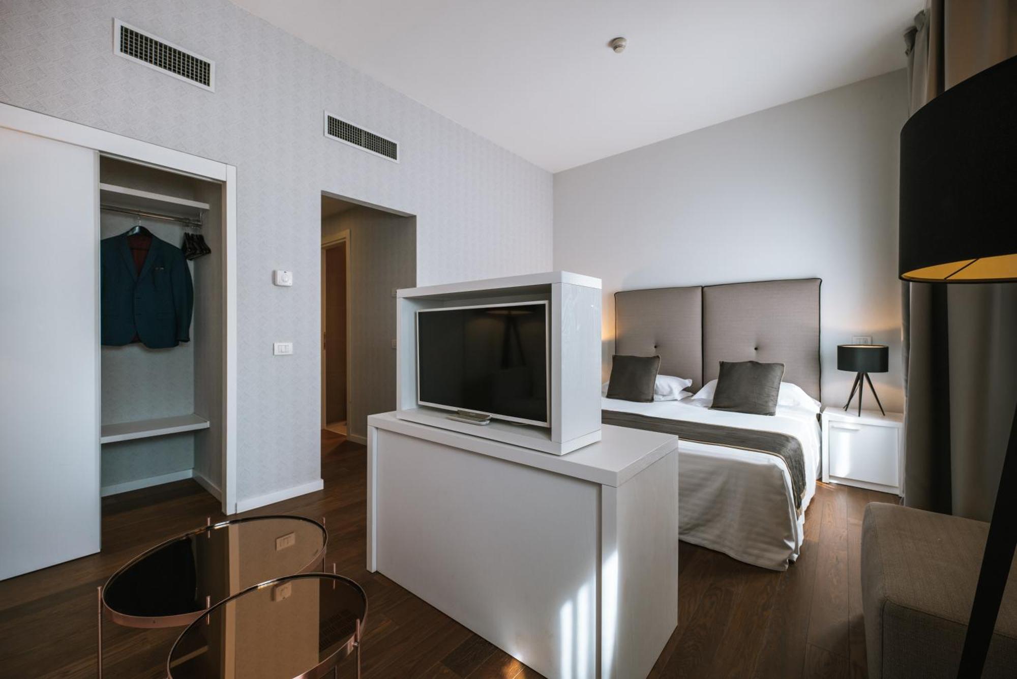 Hotel De La Riccione
