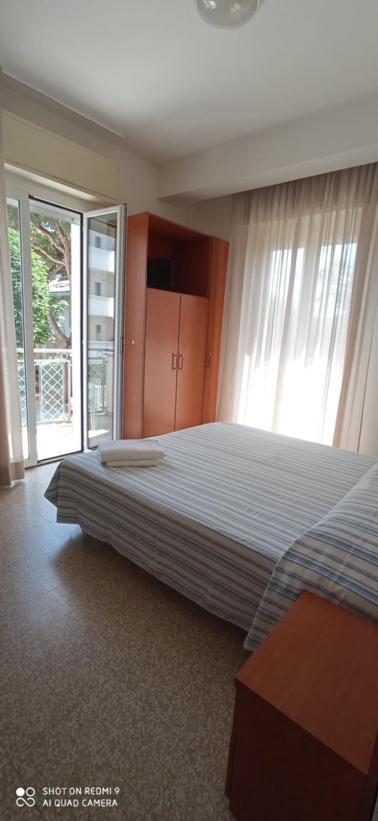 Hotel Rossella 2*