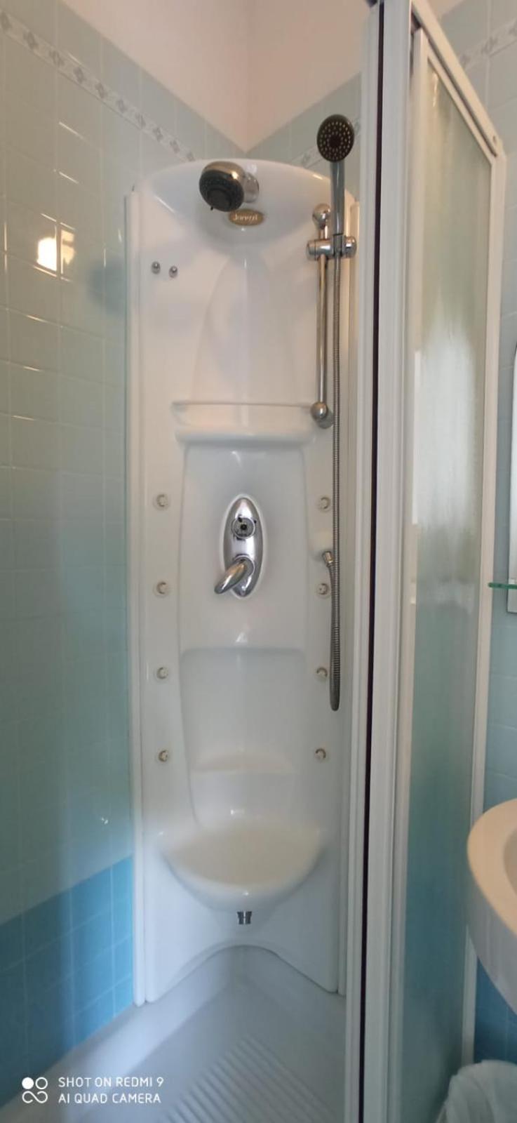 Hotel Rossella 2*