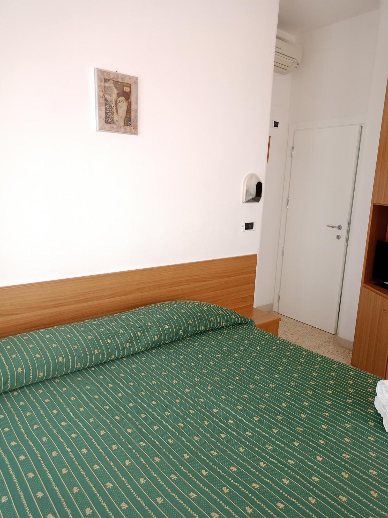 Hotel Rossella Riccione