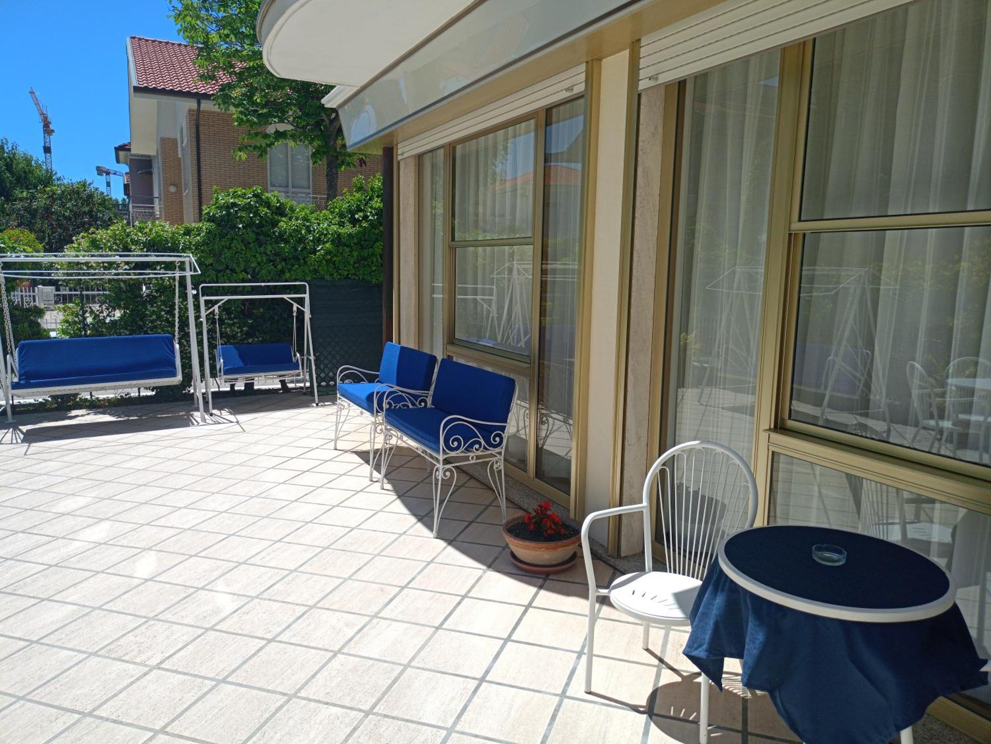 Rossella 2* Riccione