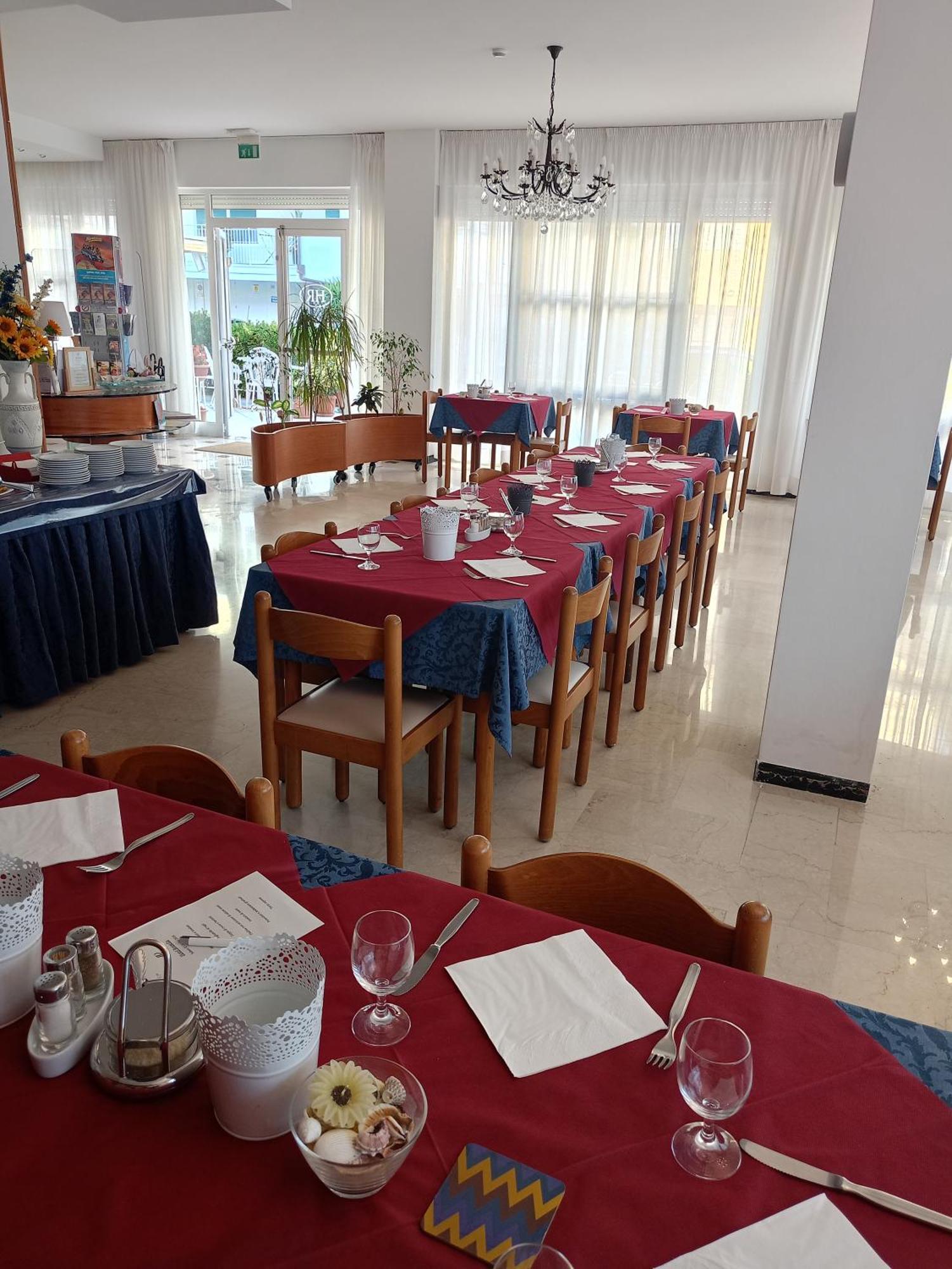 Rossella Hotel