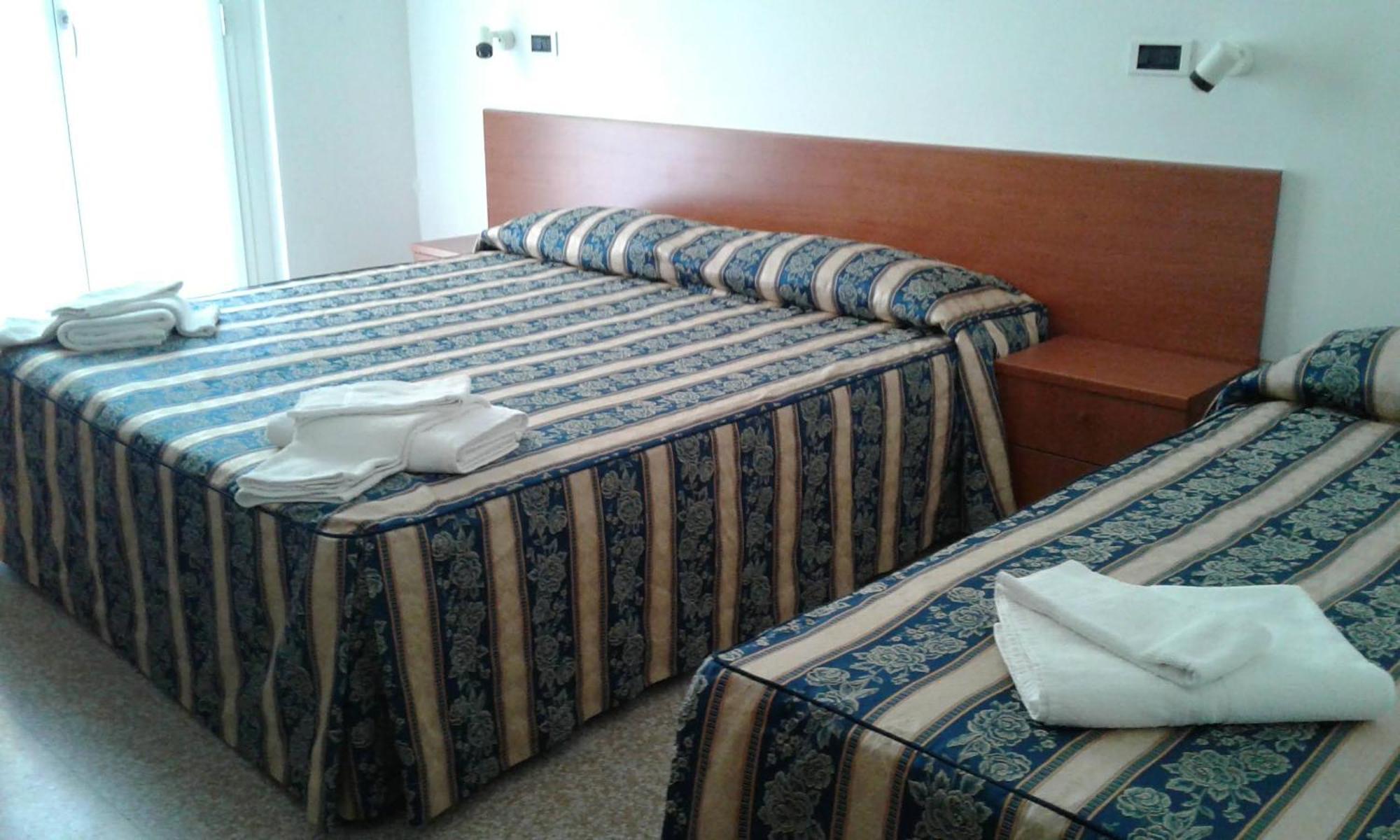 Hotel Rossella 2*