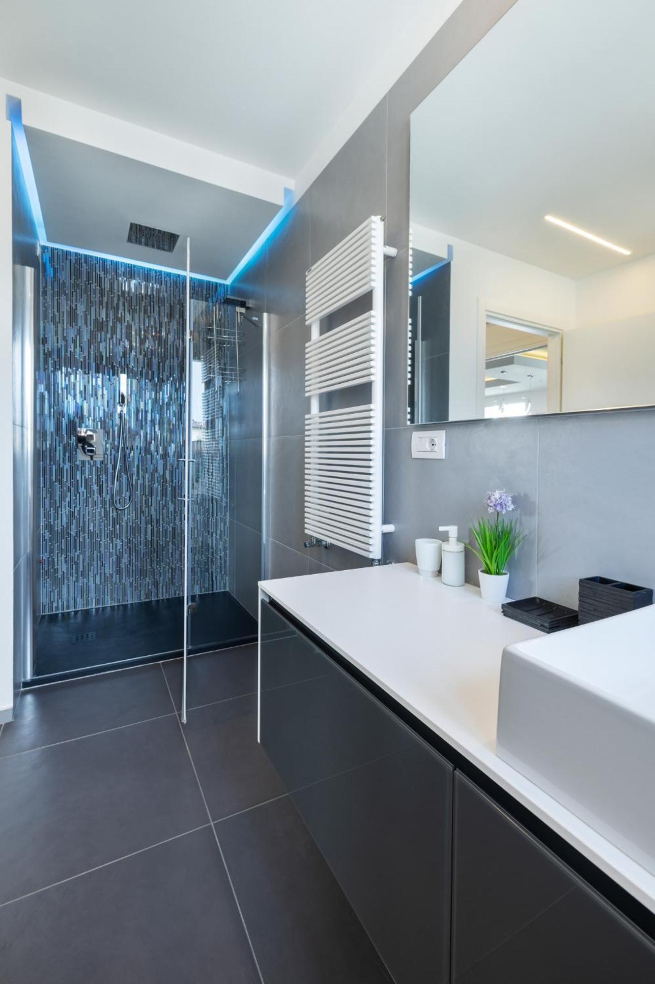Penthouse18 - Jacuzzi On Master Bedroom * Riccione