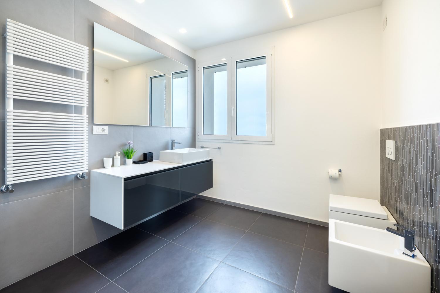Penthouse18 - Jacuzzi On Master Bedroom * Riccione