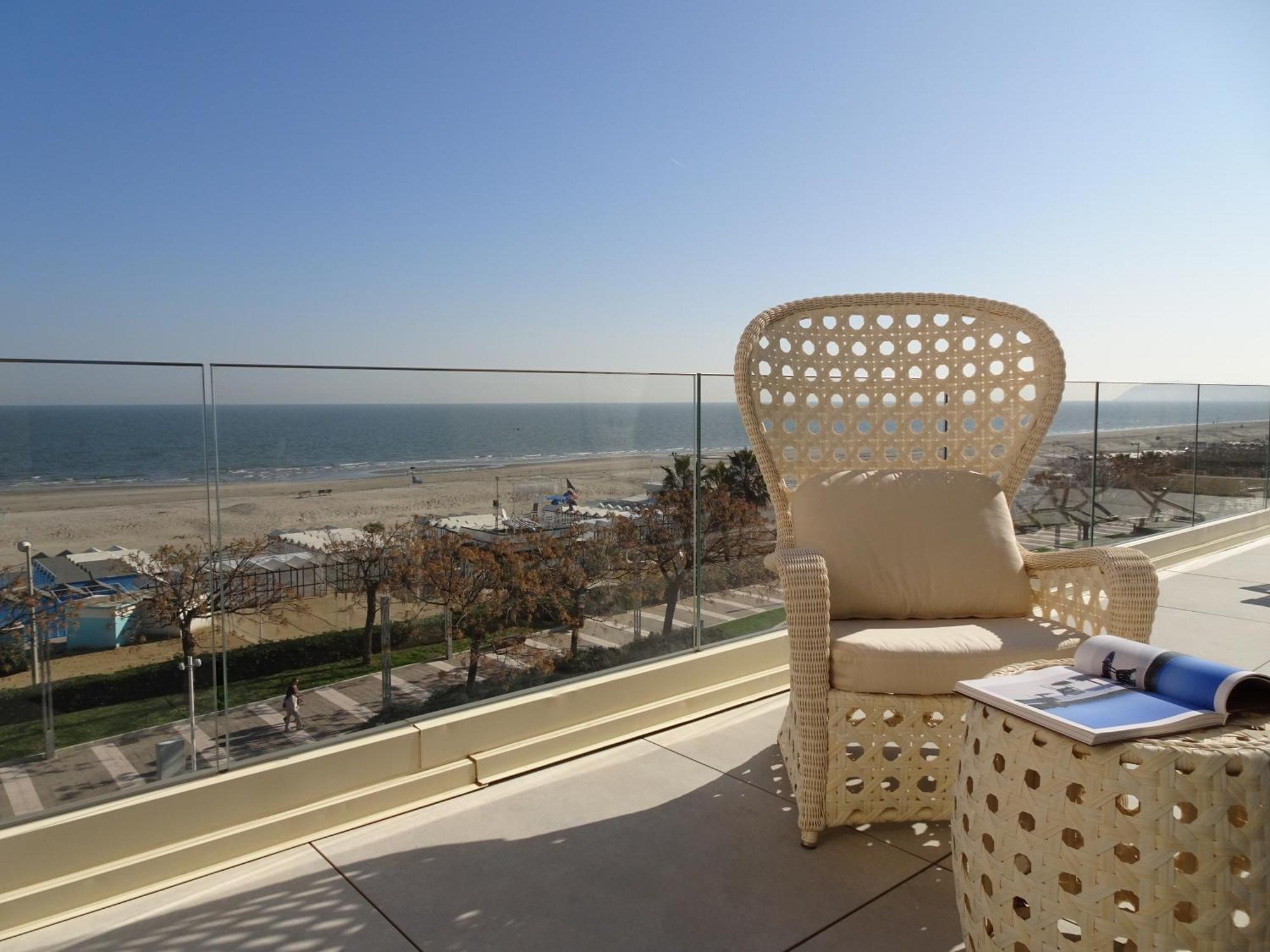 Promenade **** 5*