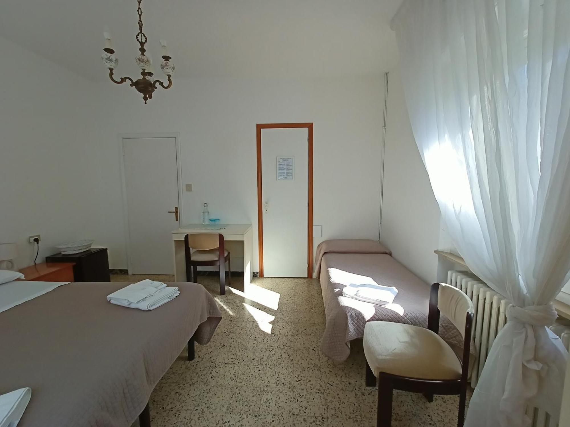 Beeliving Room&breakfast (adults Only) Bed & Breakfast Riccione