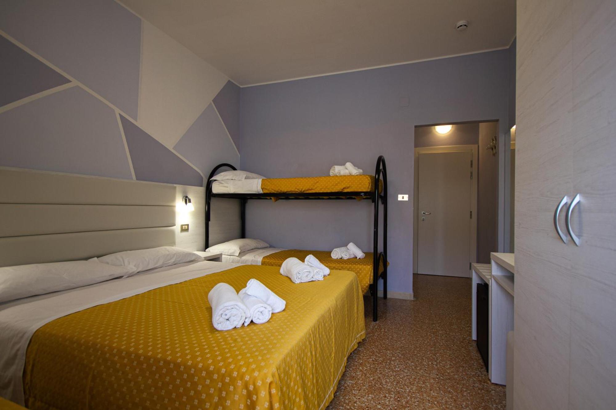 Angeles - Fronte Mare Hotel Riccione