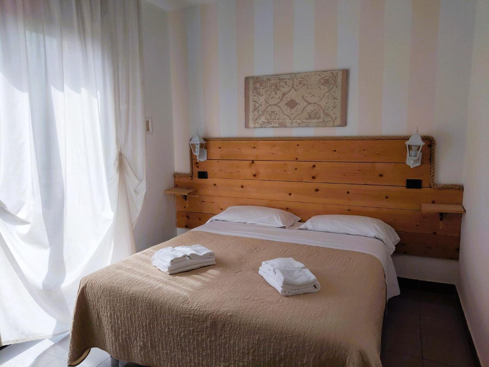 Garisenda - In Centro A - Hotel Riccione