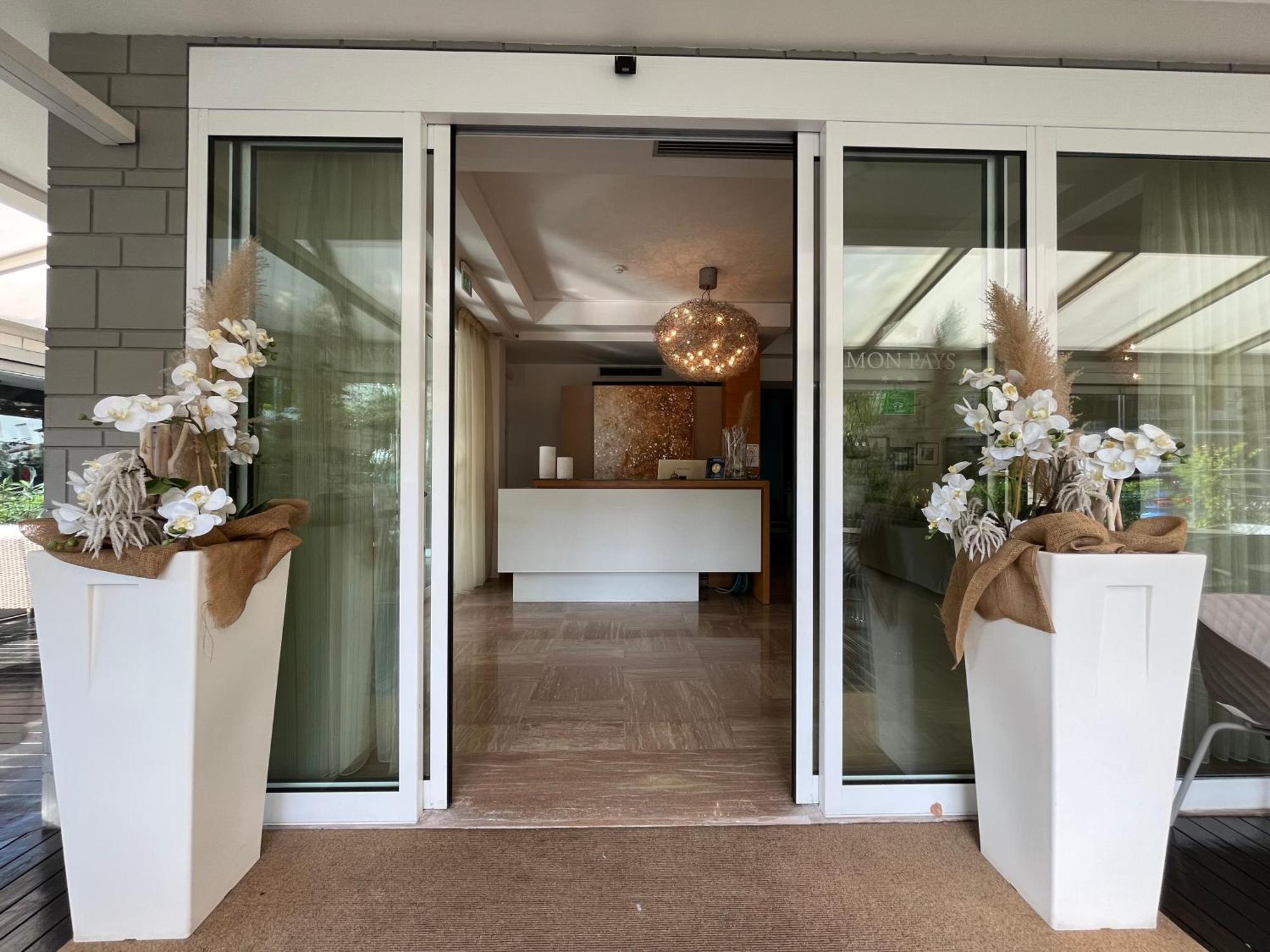 Hotel Mon Pays Riccione
