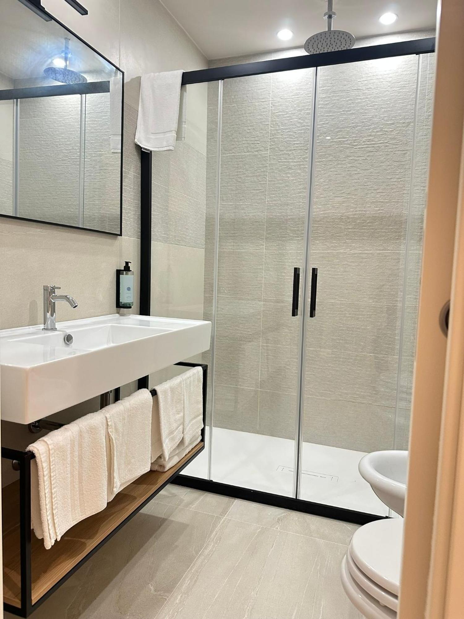 Hotel Tropic - Fronte Mare Riccione
