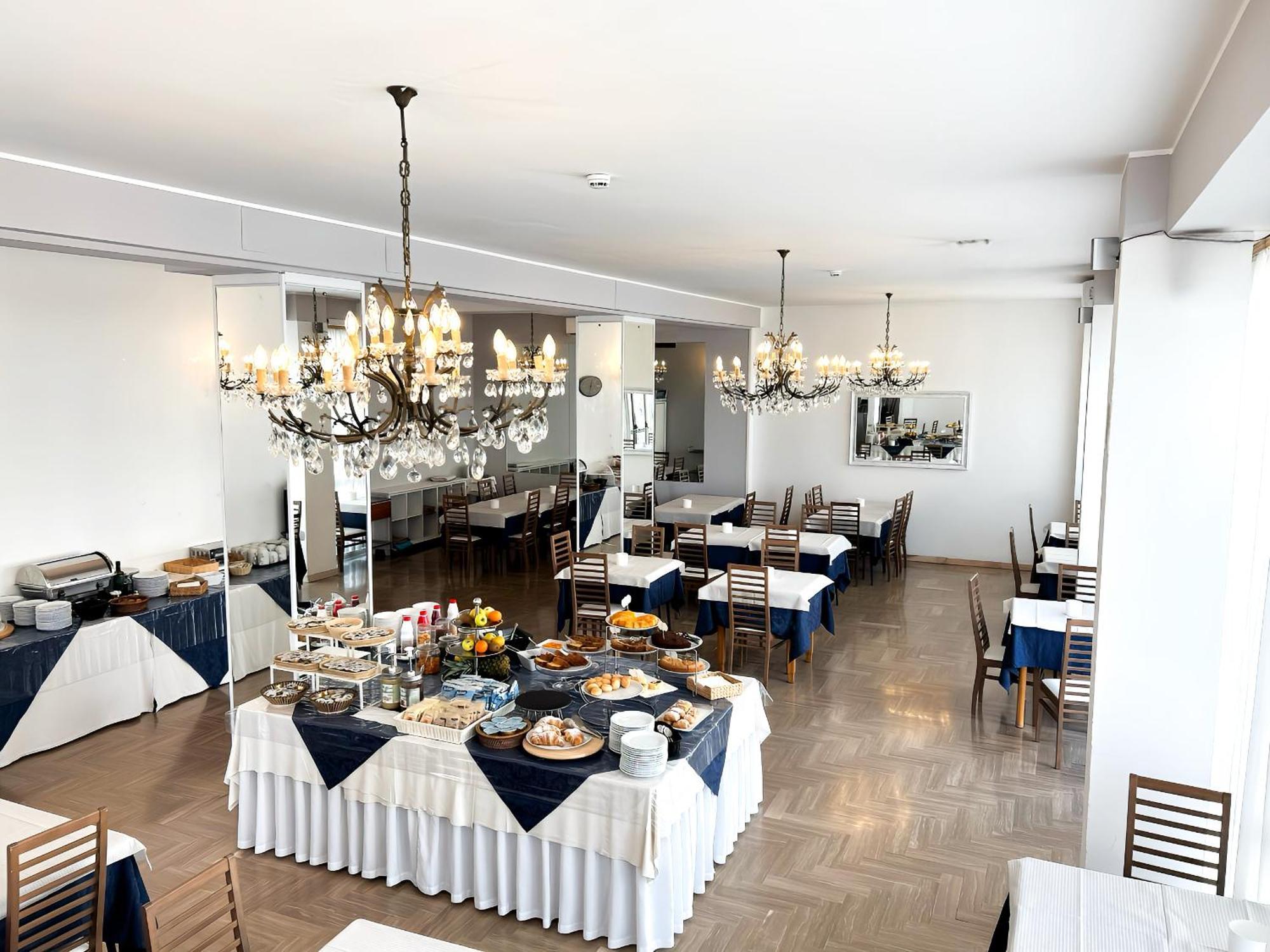 Angeles - Fronte Mare 3* Riccione