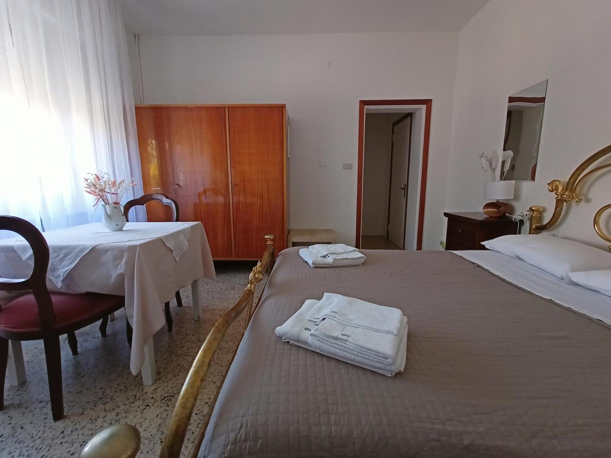 Beeliving Room&breakfast (adults Only) Bed & Breakfast *