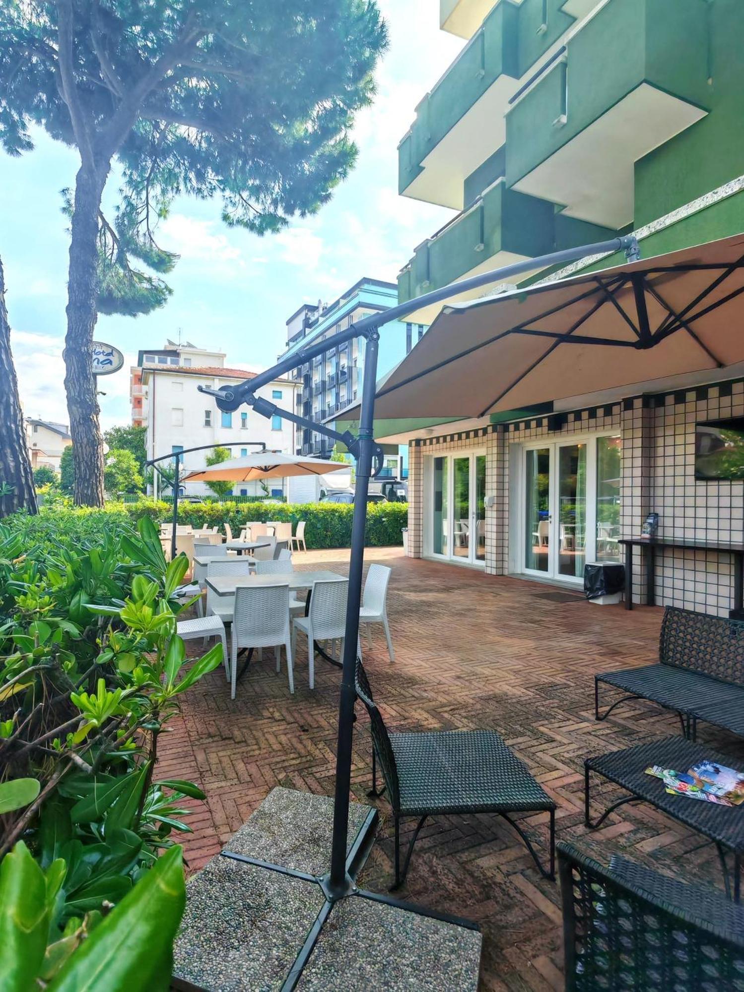 Etna - Nuova Gestione Romagnola Parcheggio Hotel 3*