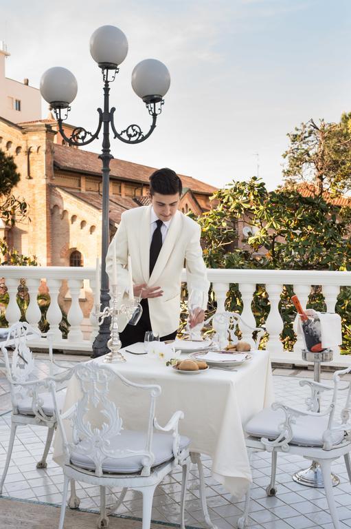 Hotel Grand Des Bains Riccione