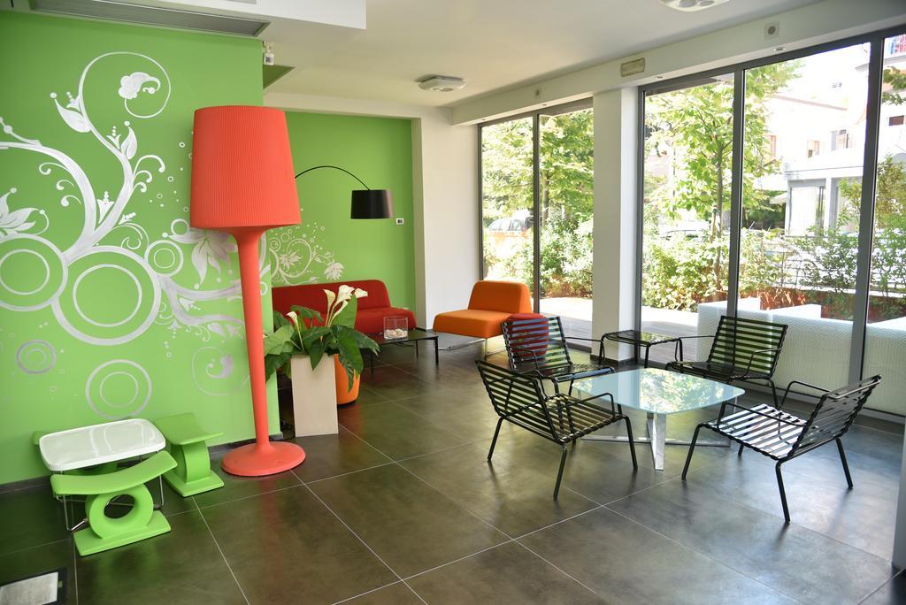 Aparthotel Sound 3*